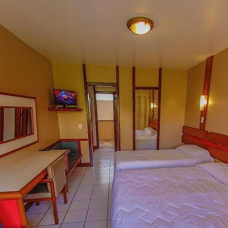 Costa Cabralia Hotel サンタ・クルース・カブラーリア エクステリア 写真