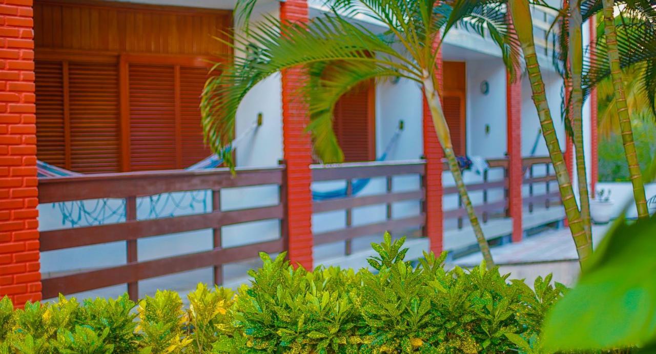 Costa Cabralia Hotel サンタ・クルース・カブラーリア エクステリア 写真